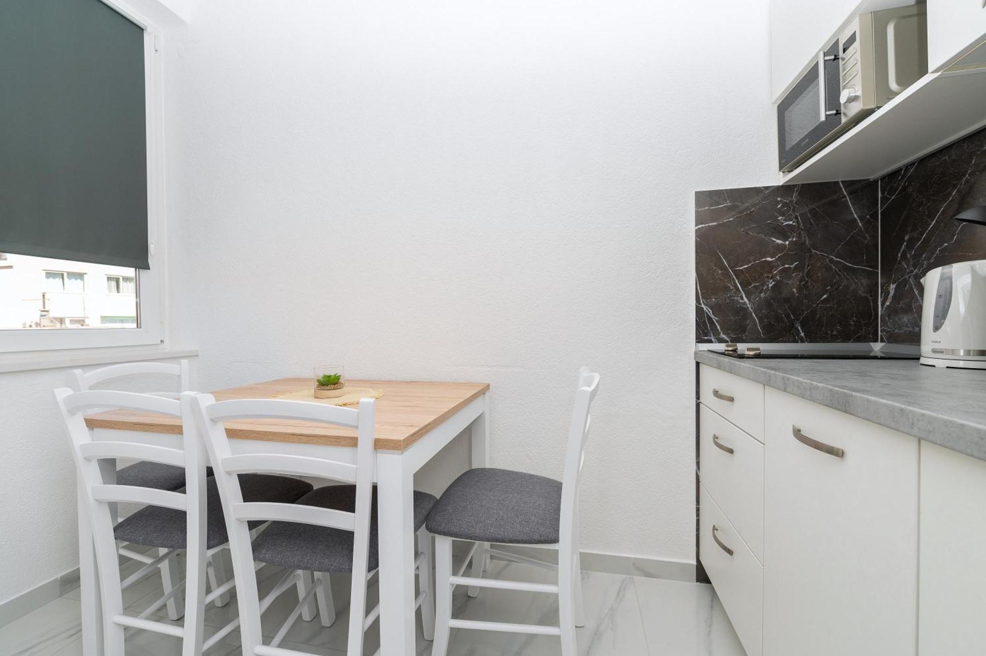 Apartmants Sestic Tučepi Exteriér fotografie