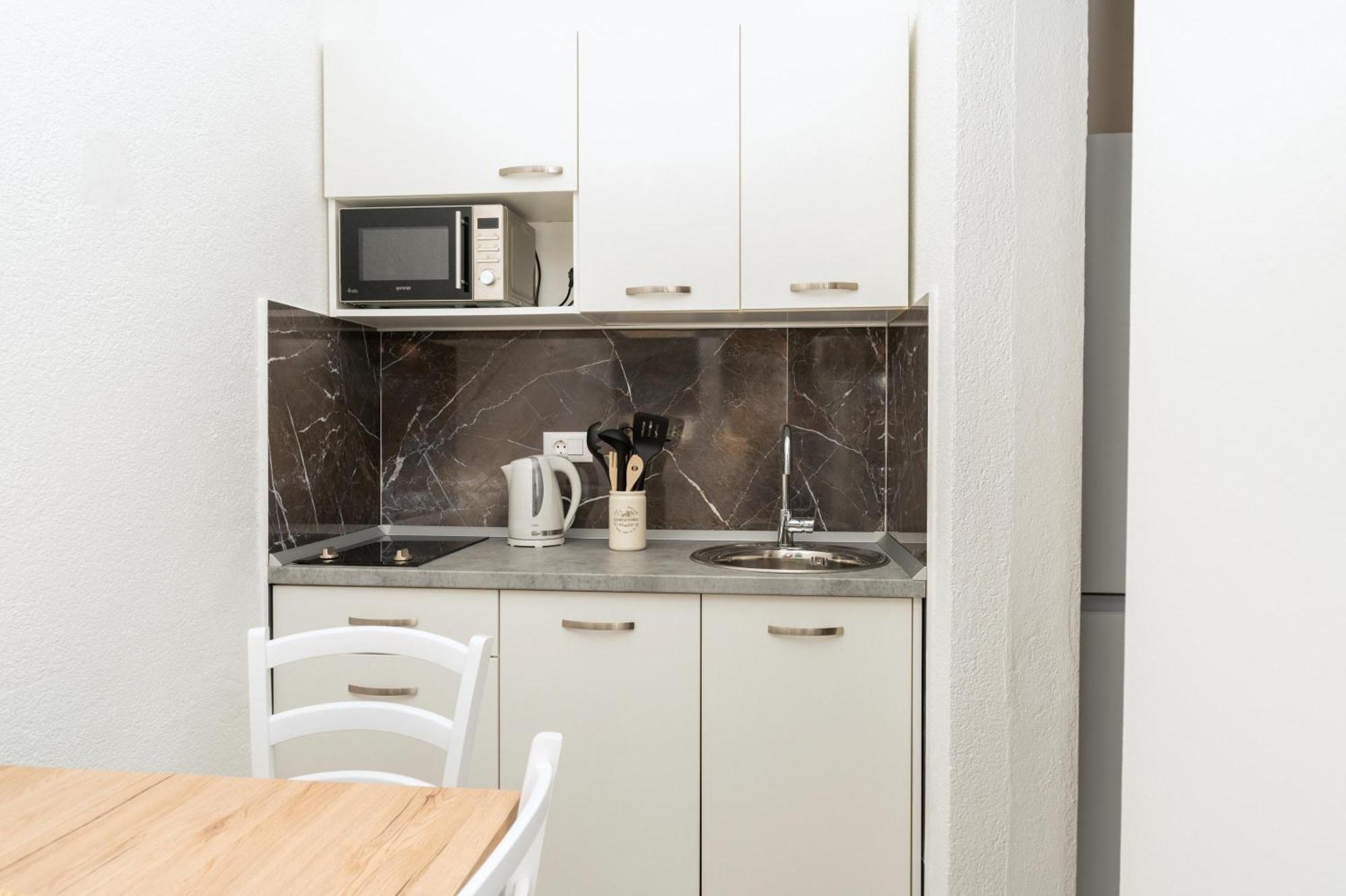 Apartmants Sestic Tučepi Exteriér fotografie